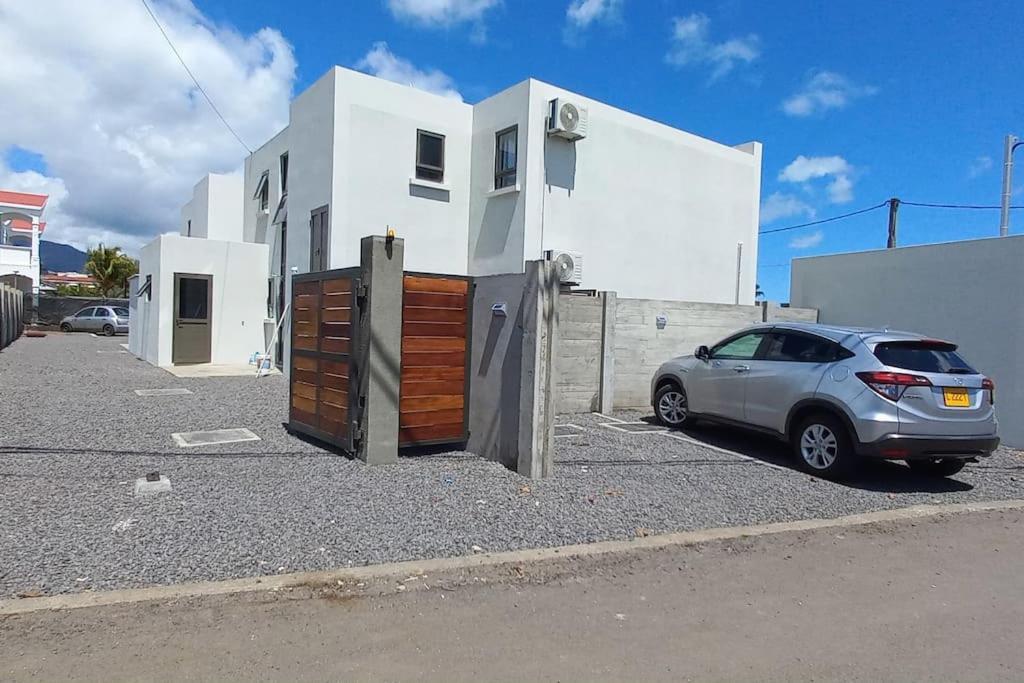 Bois Mapou Self Catering Apartments Unit 201 Rivière Noire Buitenkant foto